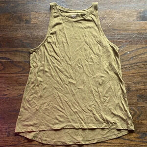 NWOT Old Navy Tank
